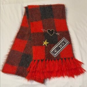 Victoria Secret Cozy Fuzzy Buffalo Plaid Red Black Fringe Scarf Embroidered logo
